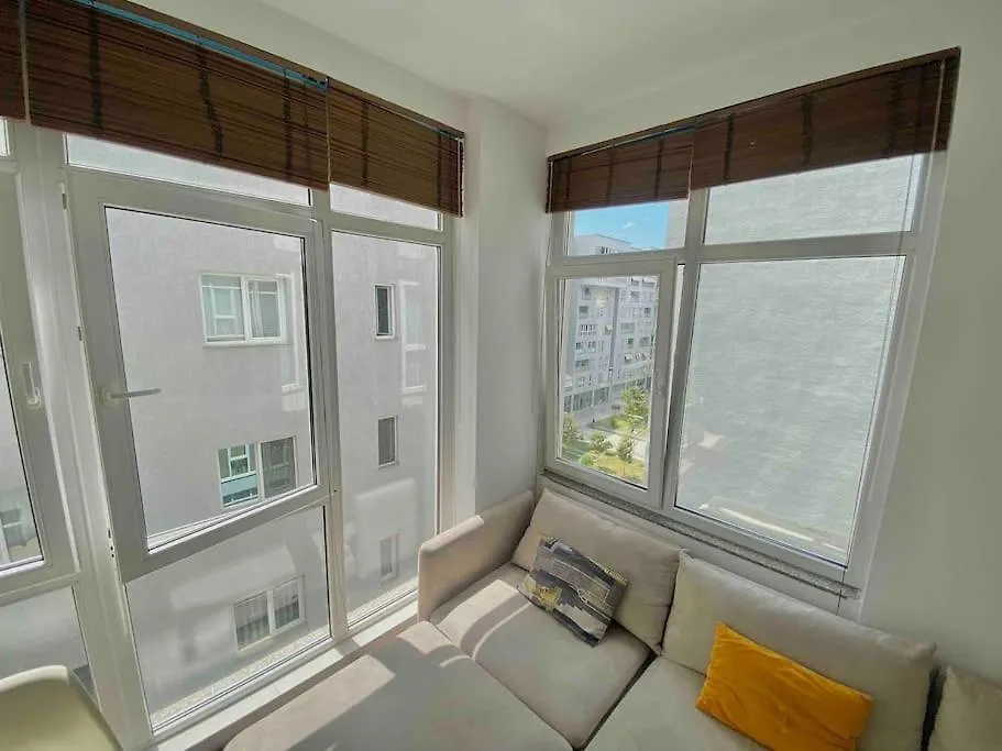 Apartment At “Kompleksi Kika 2” Tirana 0*,